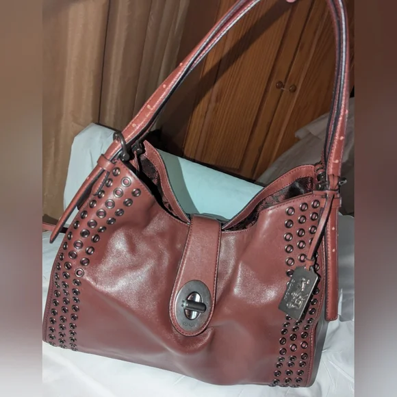 Coach Brown Shoulder Bag - Picture 4 of 16